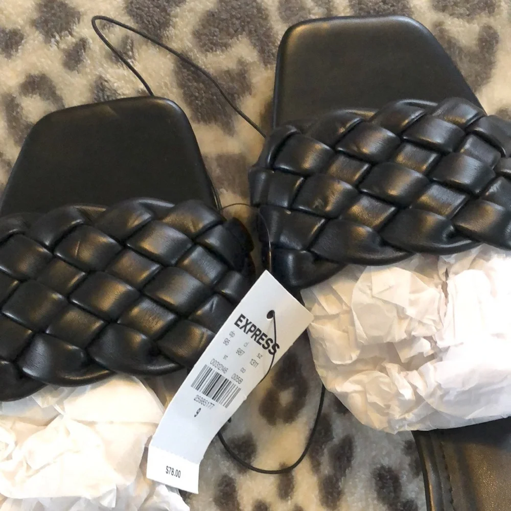 Express Black Quilted Slide Heeled Sandal Size 9